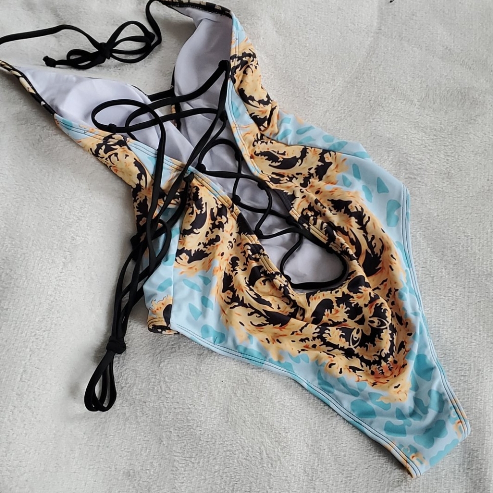 Open back retro print swimsuit - Picture 7 of 10